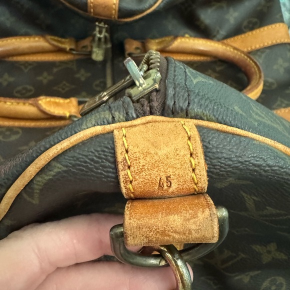 Louis Vuitton Keep All 45 duffel bag. - Picture 9 of 16